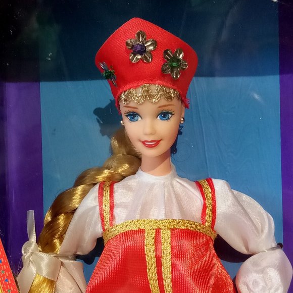 Russian Barbie 16500 Vintage 1996 Dolls of the World Collector Edition NRFB EXC - Picture 10 of 10